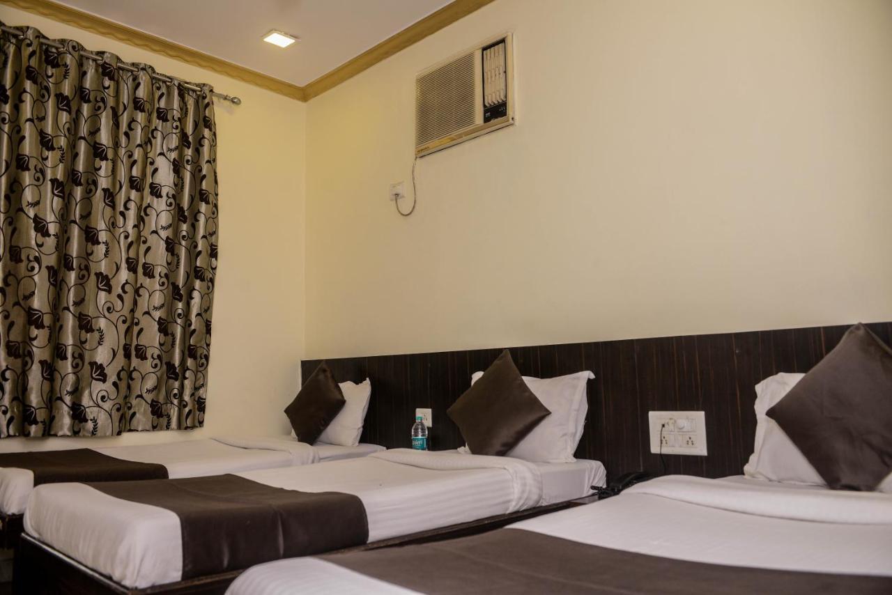 Hotel National Bombay Exterior foto