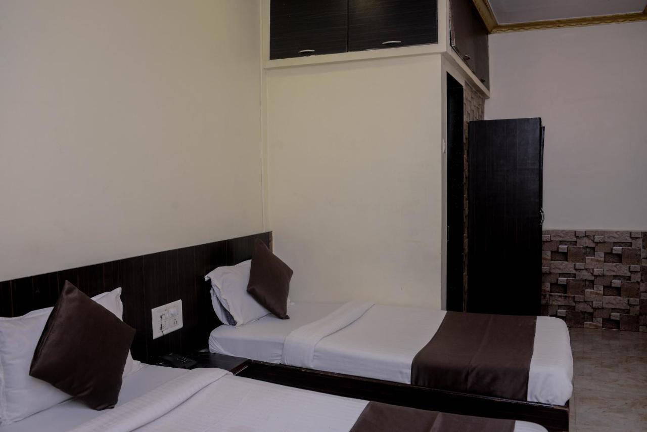 Hotel National Bombay Exterior foto